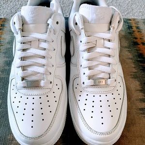 AirForce 1 Triple White Low